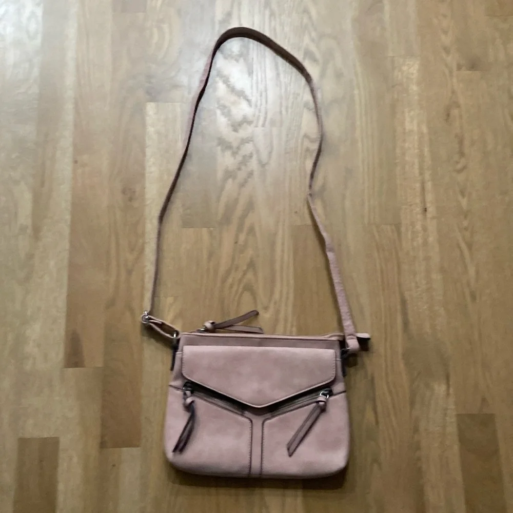 American Eagle Outfitters Women’s Pink Zipper Crossbody Purse Bag